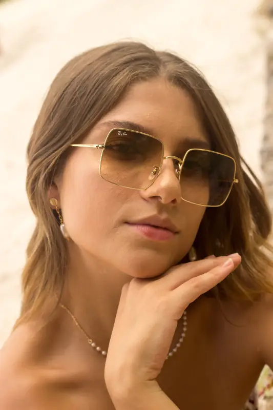 Óculos de sol com proteção UV